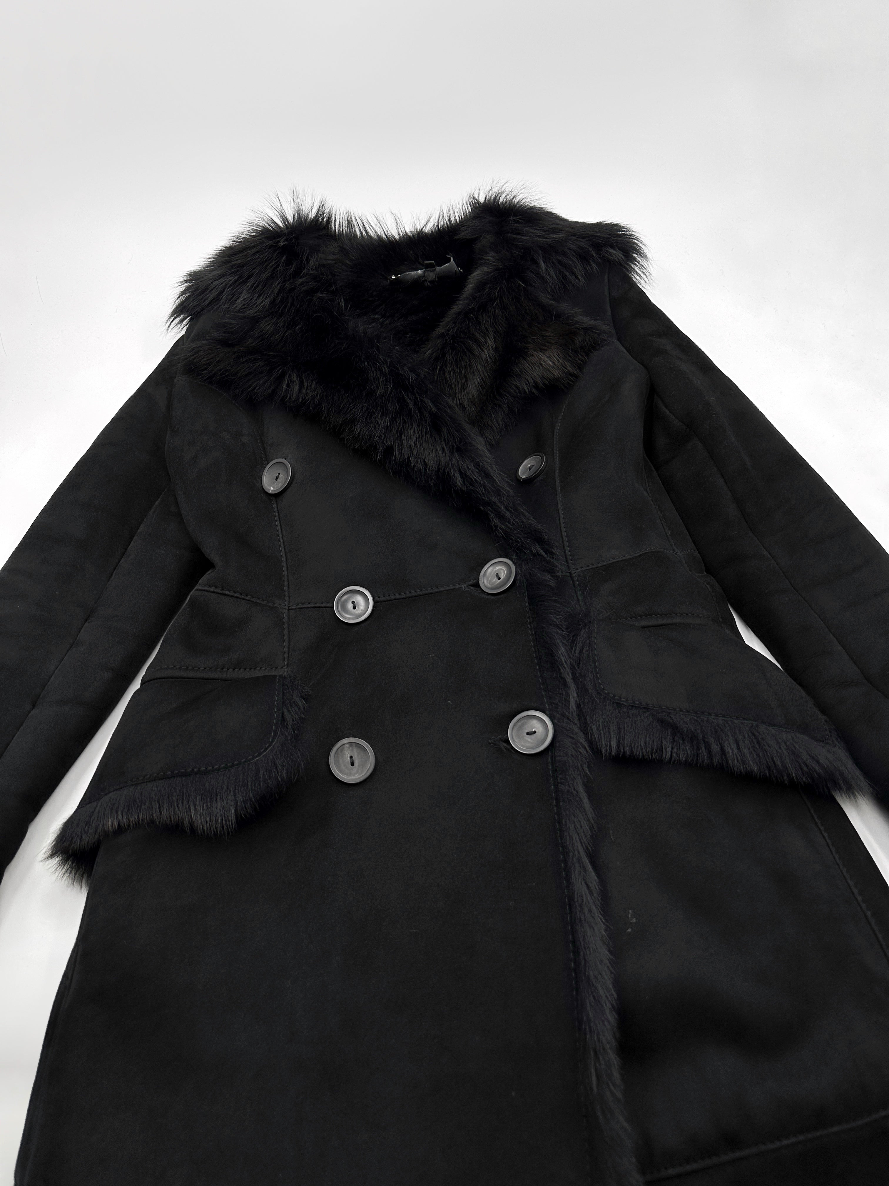 Gucci Fall 1996 Tom Ford Kate Moss Double-Breasted Long Shearling Coat 40 - 9