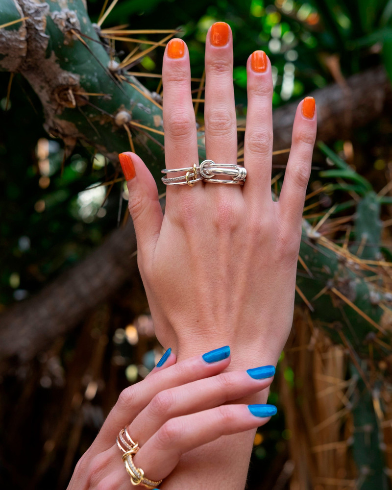 Spinelli Kilcollin Sonny 18K Gold Sterling Silver and Diamond Linked Rings outlook