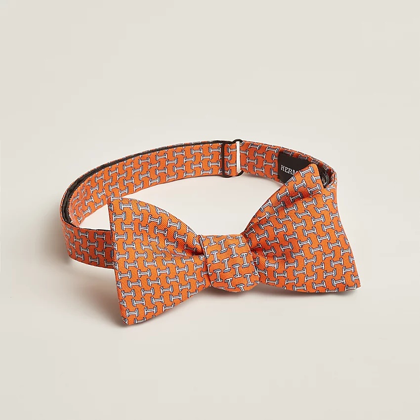 H en Relief bow tie - 1