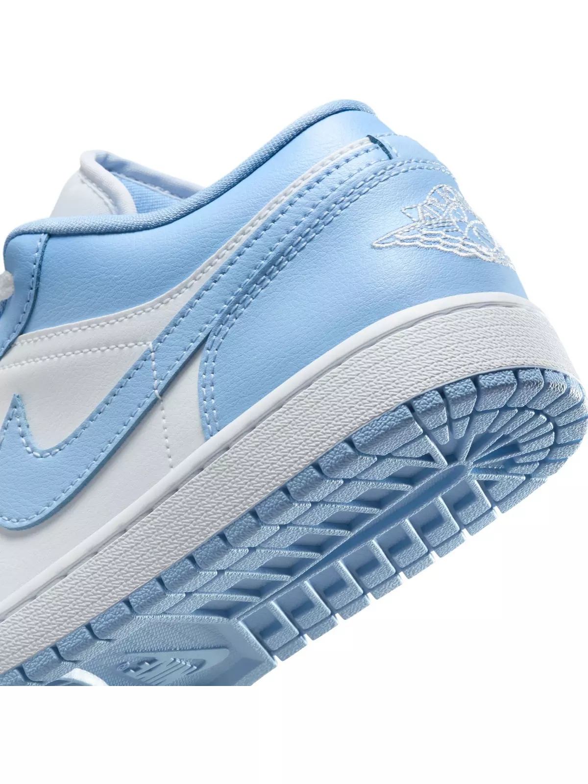 1 Low "White/Aluminum" Women's Shoe - 11