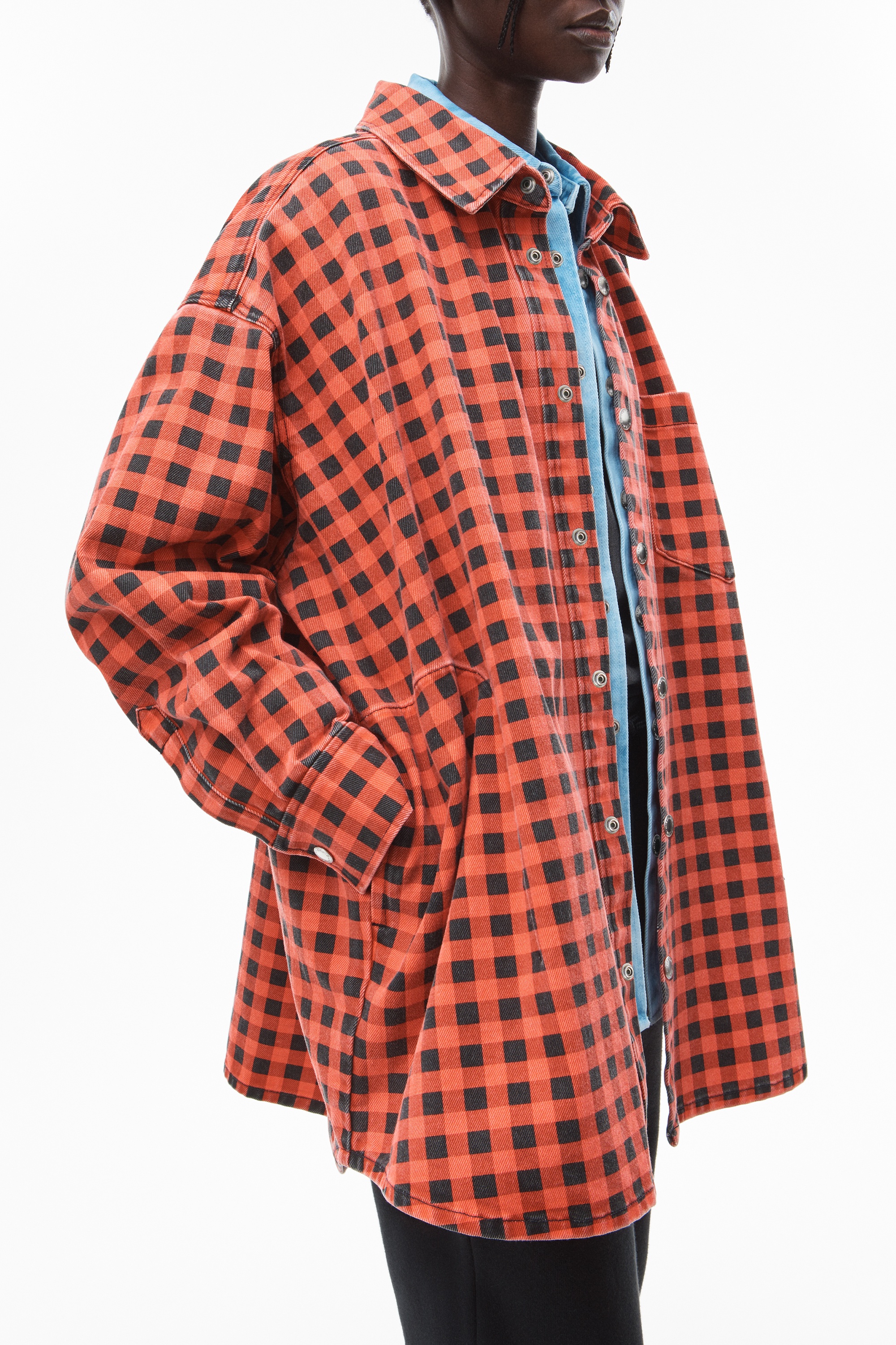 OVERSIZED SHIRT JACKET IN GINGHAM DENIM - 6