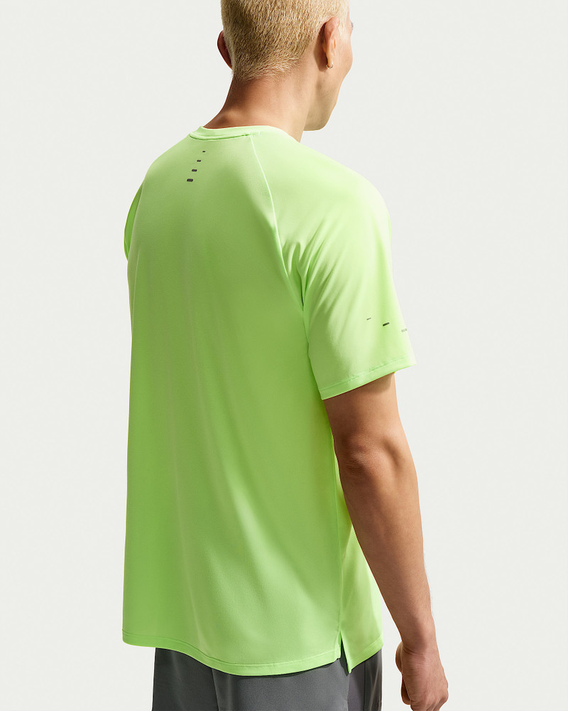 Nike Nike Stride Men's Dri-FIT ADV Short-Sleeve Running Top outlook