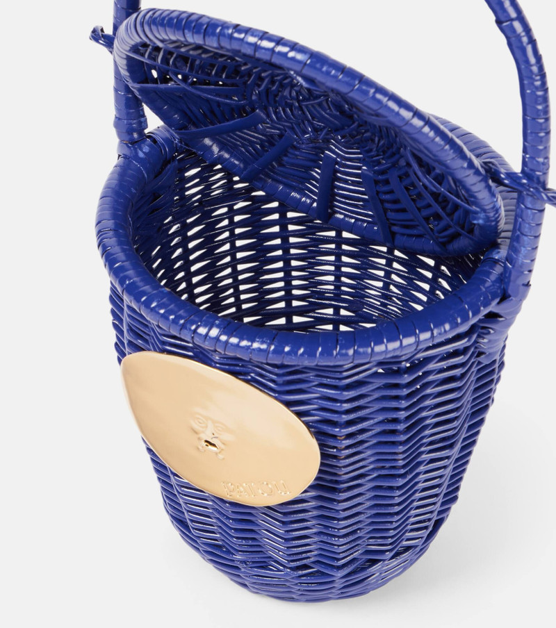 Iconic rattan bucket bag 3