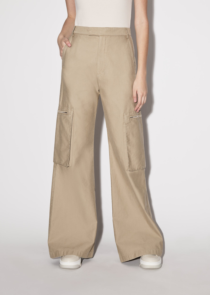 AMIRI CARGO WIDE outlook