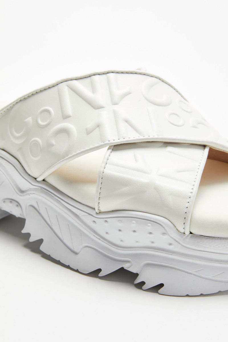 BILLY LOGO-EMBOSSED SANDALS 5