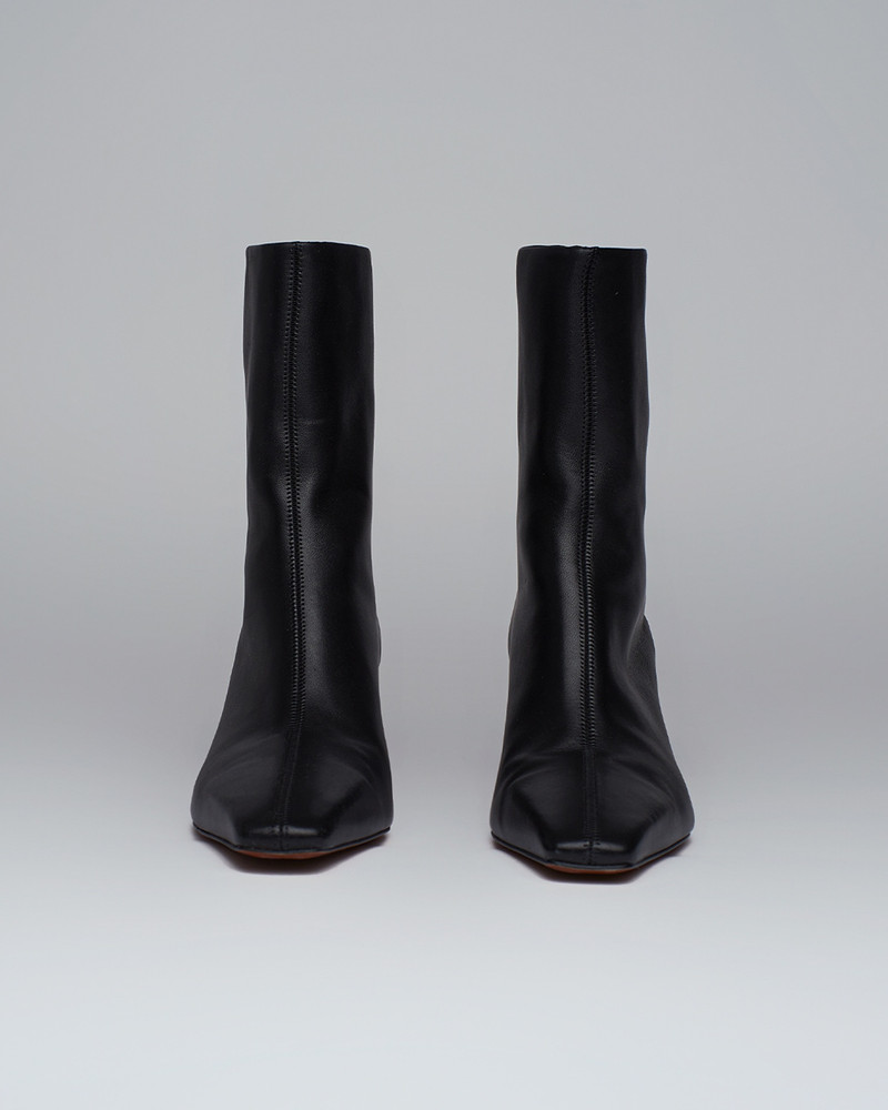 Nanushka TALLI - Sculpted-heel leather boots - Black outlook