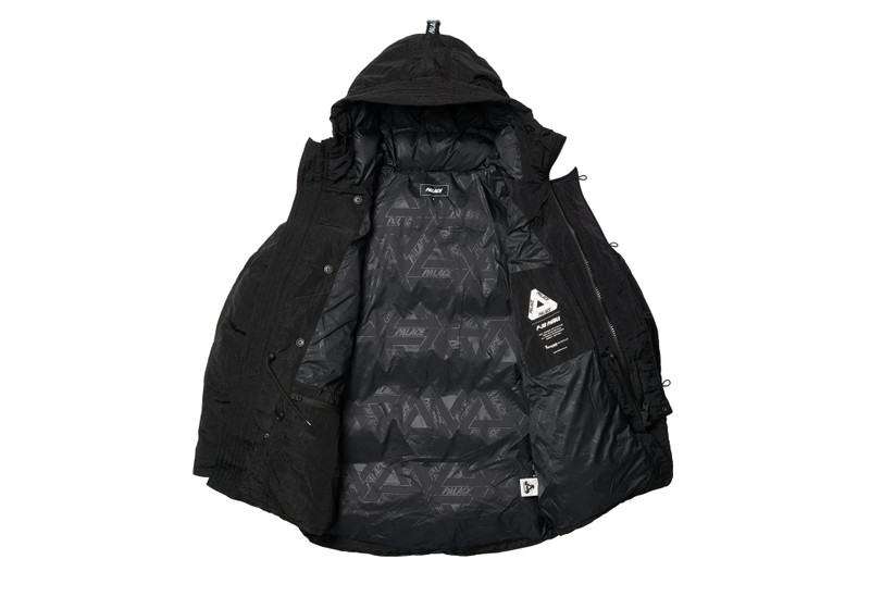 PALACE P-3B BAFFLE PARKA BLACK outlook