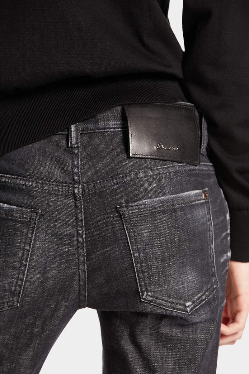 EASY BLACK WASH JENNIFER JEANS - 6
