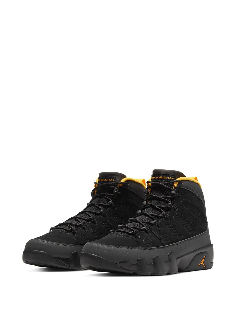 Jordan Air Jordan 9 Retro "University Gold" sneakers outlook