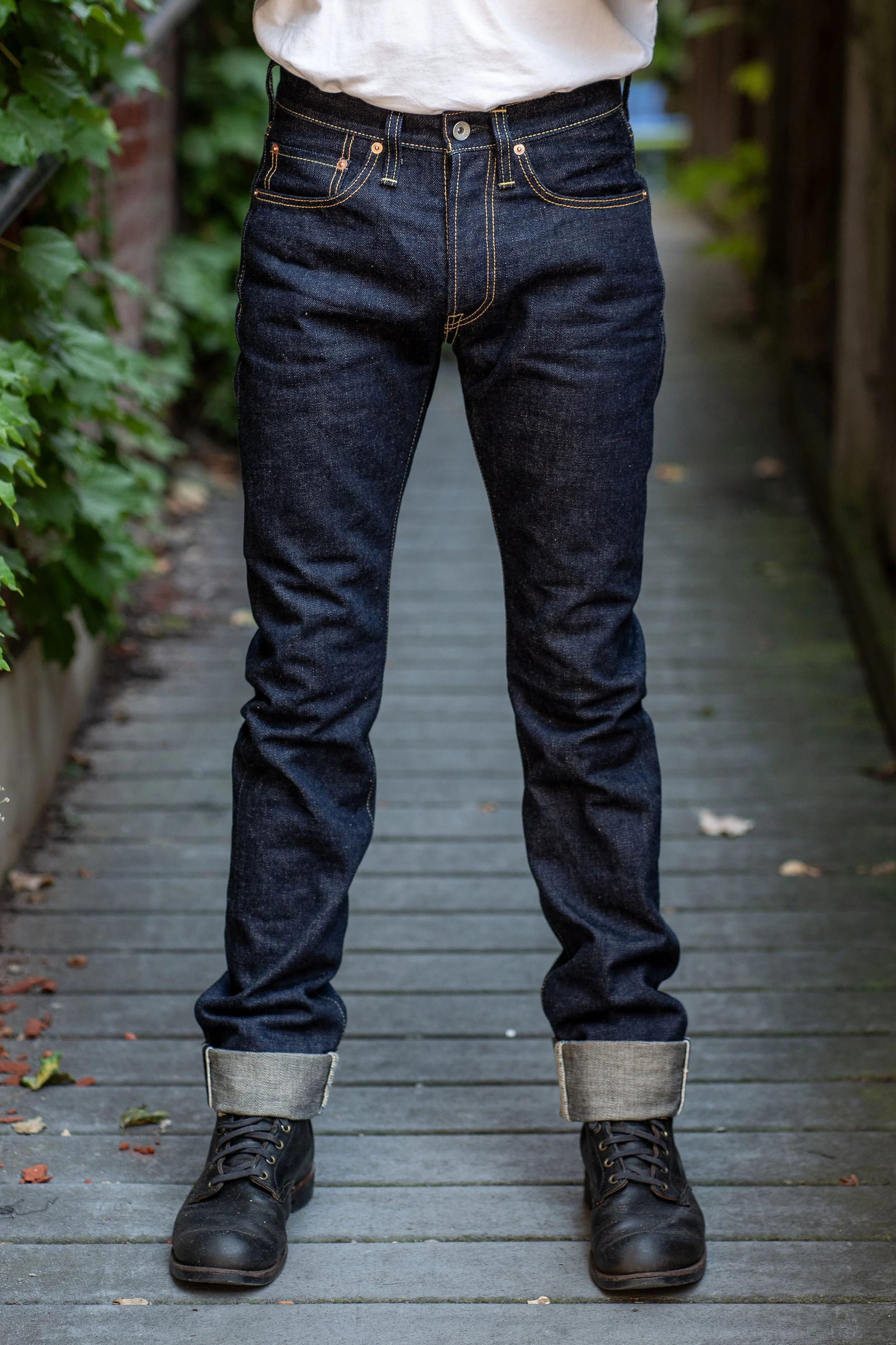 IRON HEART IH-555S-18 18OZ VINTAGE SELVEDGE DENIM SUPER SLIM CUT JEANS - INDIGO - 1