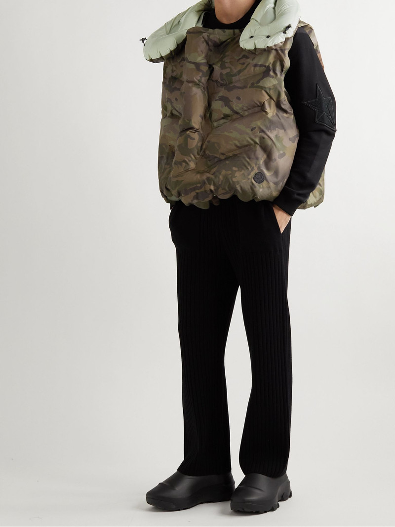 Moncler + Dingyun Zhang Zadena Reversible Logo-Appliquéd Quilted Ripstop Down Gilet Brown outlook