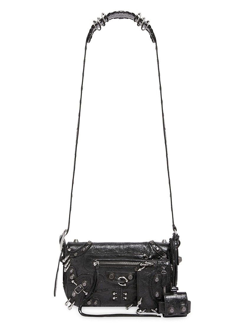 バッグ BALENCIAGA LE CAGOLE PIRECING FLAP BAG Balenciaga Men's Le Cagole Mini Flap Crossbody Bag | Neiman