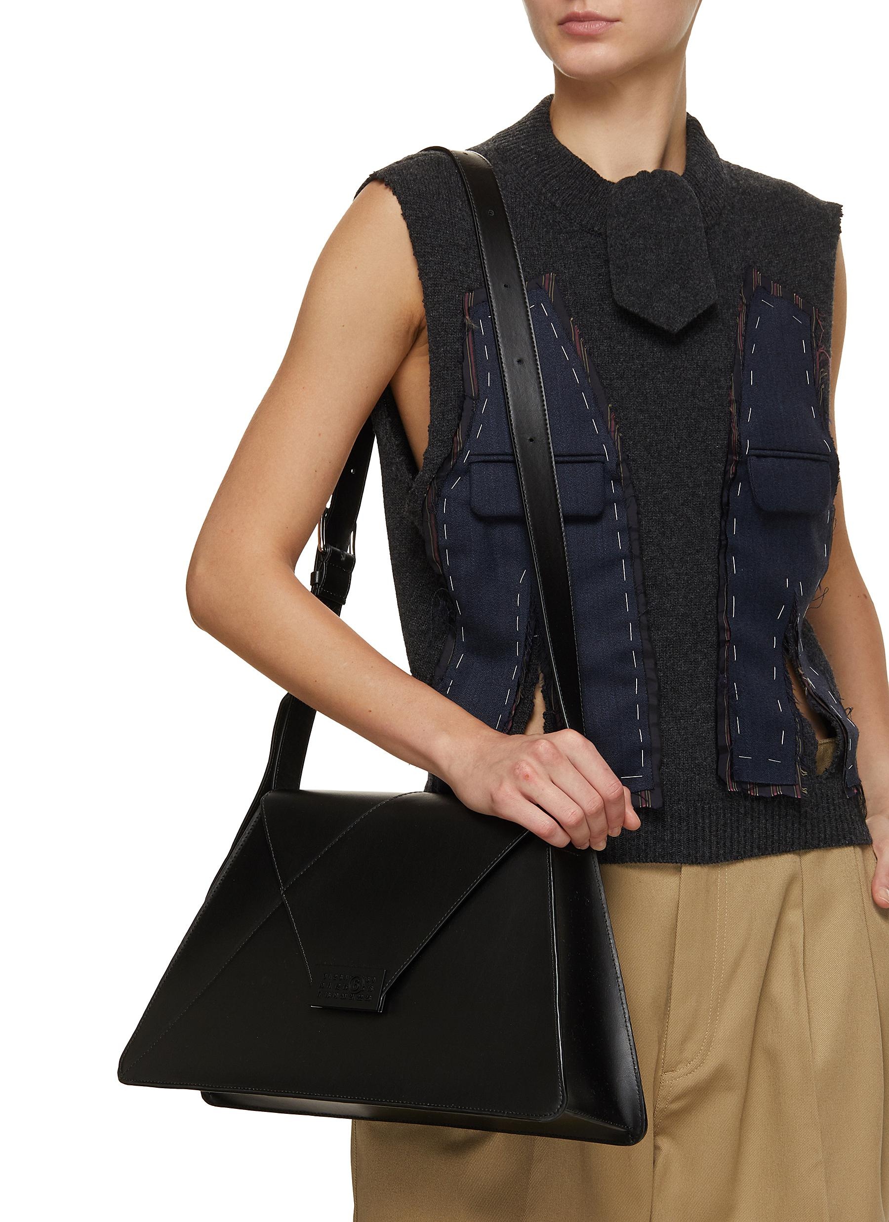 ★TOUT Y EST★ MM6 Shoulder Bag Crew CREW XL EMABS09 Q76 EMA MM6 x EASTPAK Crew XL - Black | TheRoom
