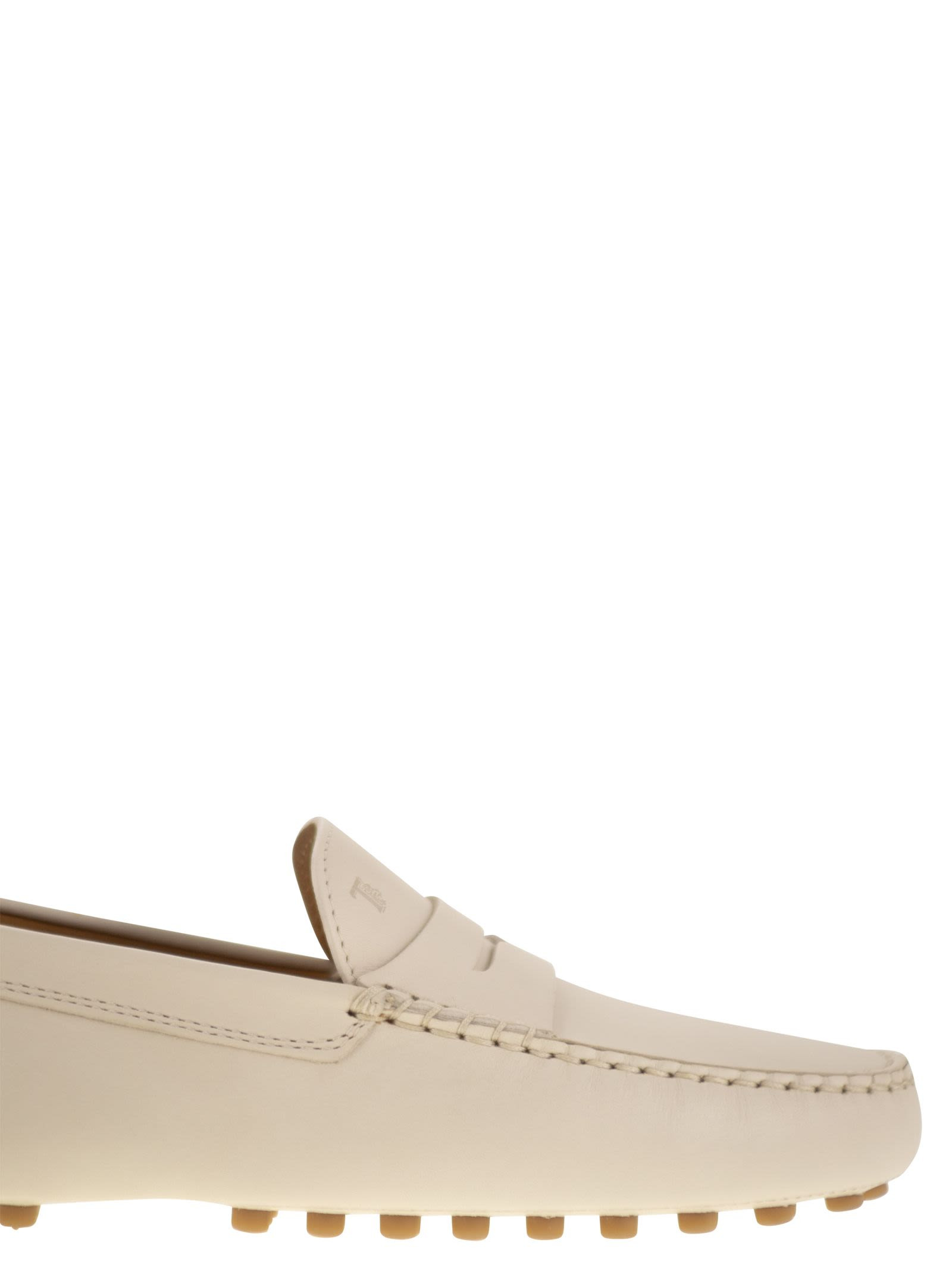 Tod's Women Leather Moccasin Rubber Sole - 6