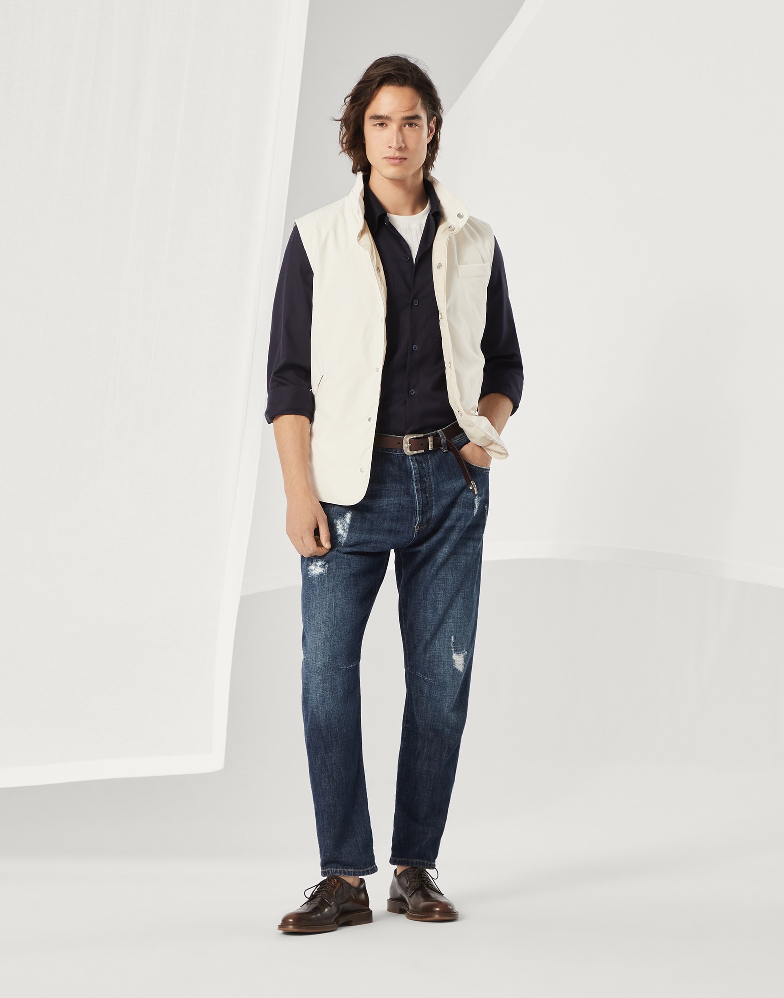 Garment-dyed easy fit shirt in twill with chest pockets - 5