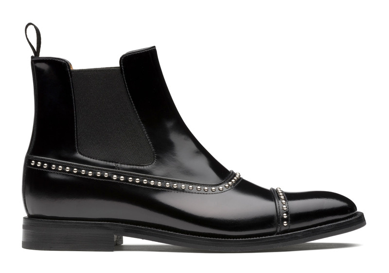 Anjelica met.
Polished Fumè Chelsea Boot Stud Black 1