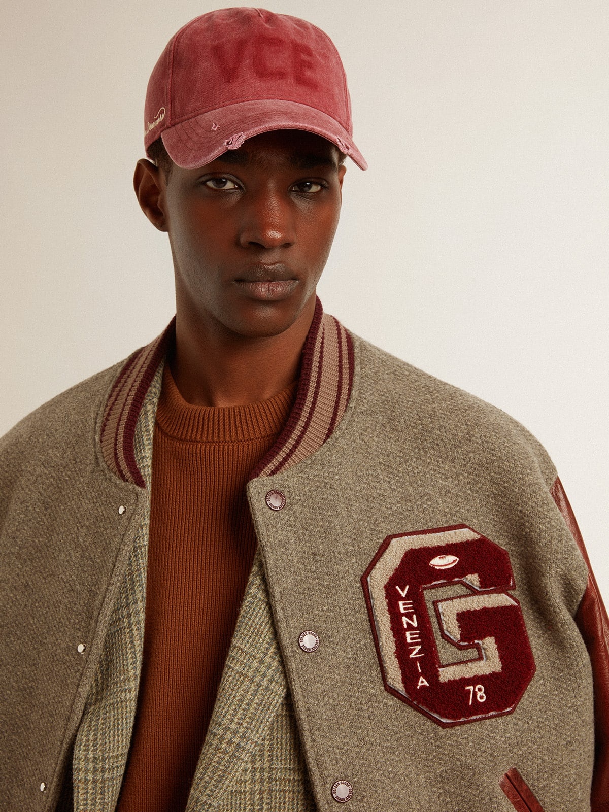 Cotton baseball cap with a lived-in finish - 4