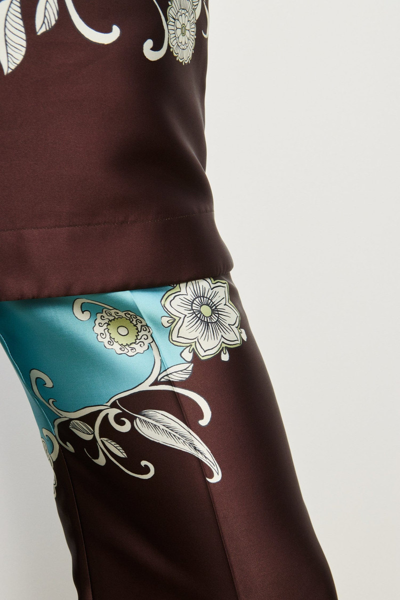 Gia Pant 5