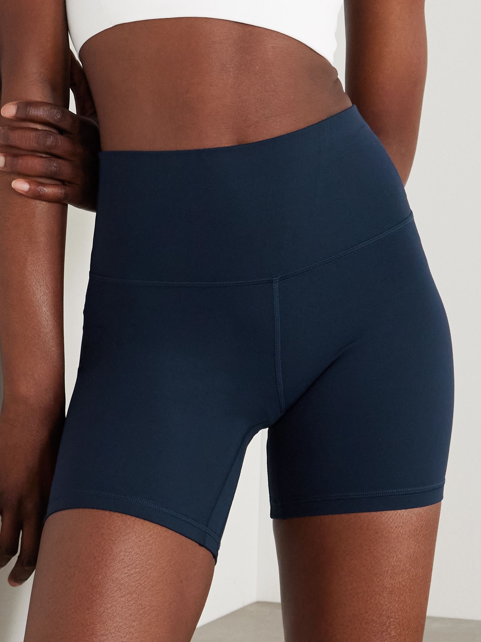 Align high-rise Nulu™ shorts - 6" Navy - 3