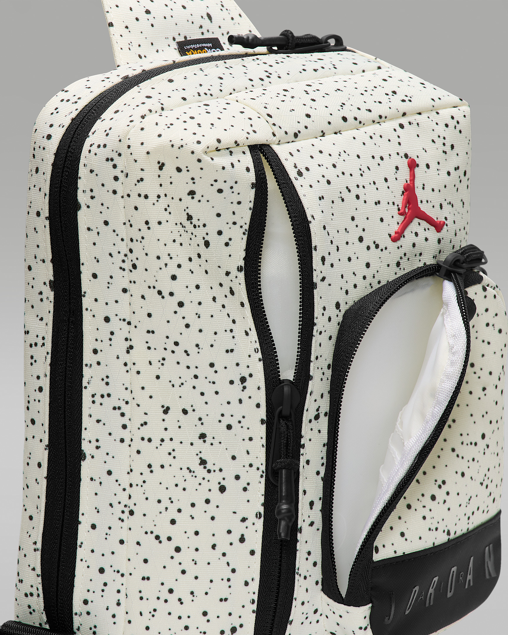 Jordan Collectors Crossbody Bag (3L) - 6