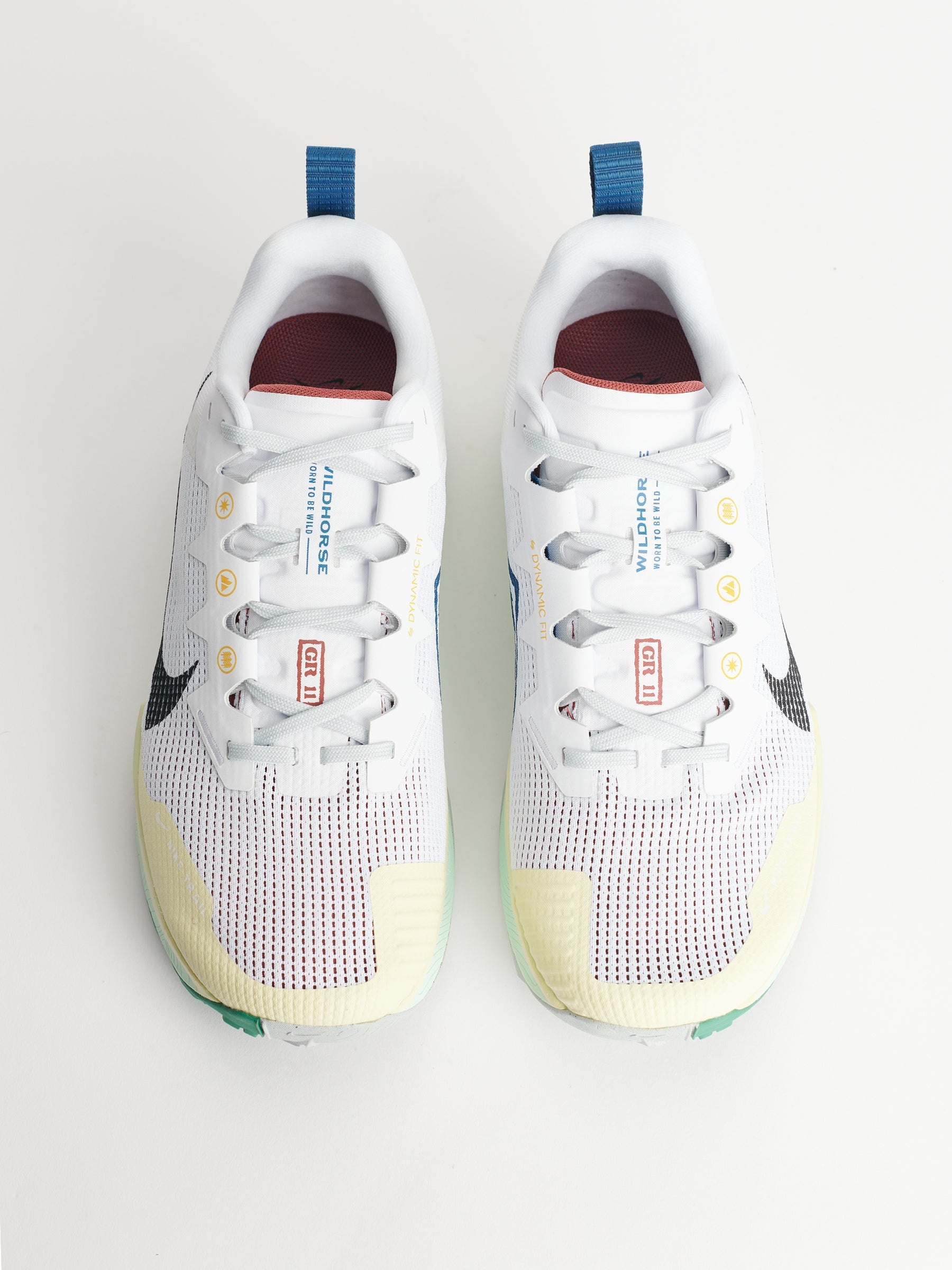 Nike NIKE WILDHORSE 8 WHITE / BLACK | tresbien | REVERSIBLE