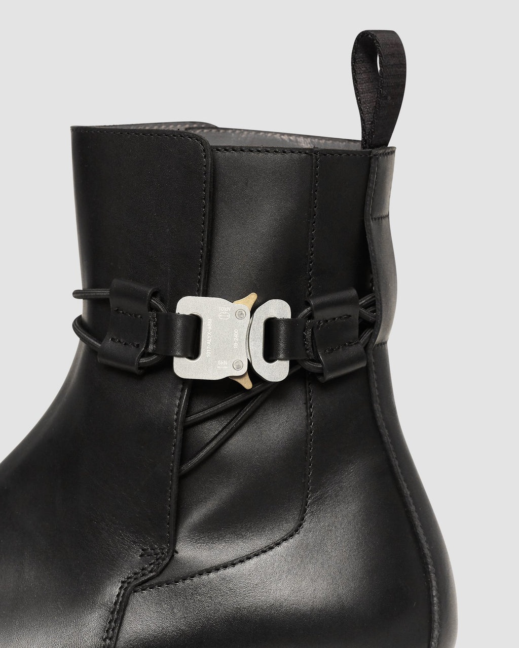 LOW BUCKLE BOOT WITH LEATHER SOLE - 8