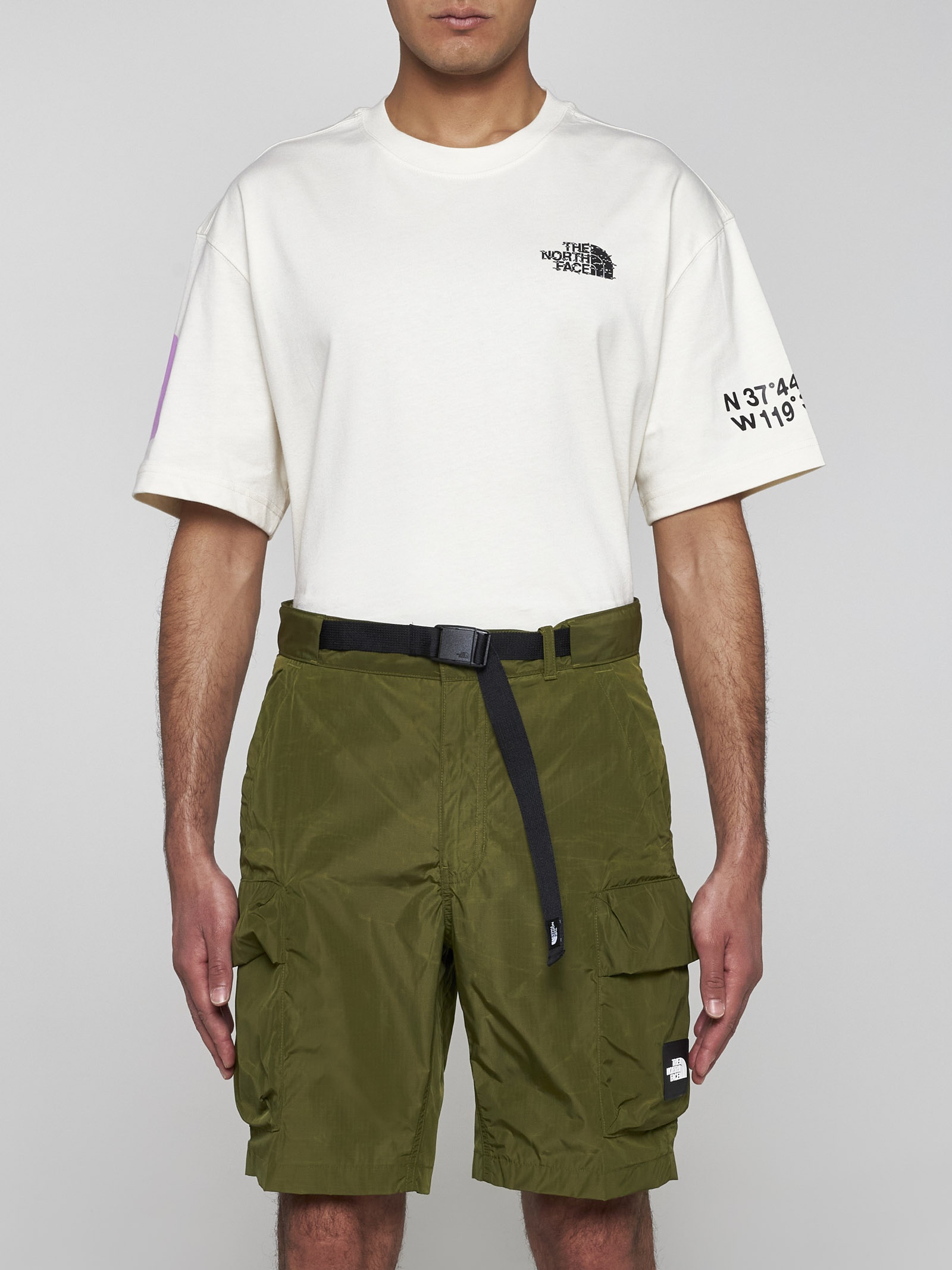Technical fabric cargo shorts - 3