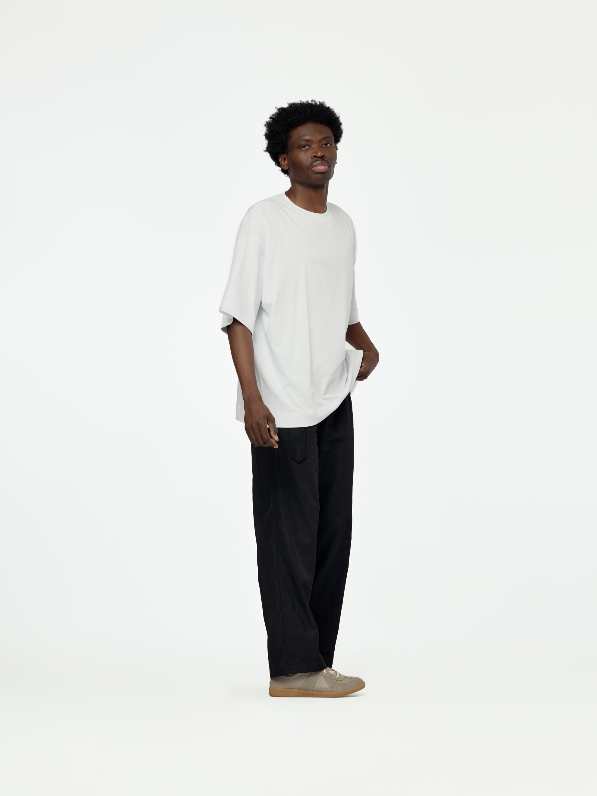 HEN S/S T-SHIRT (WHITE) - 4
