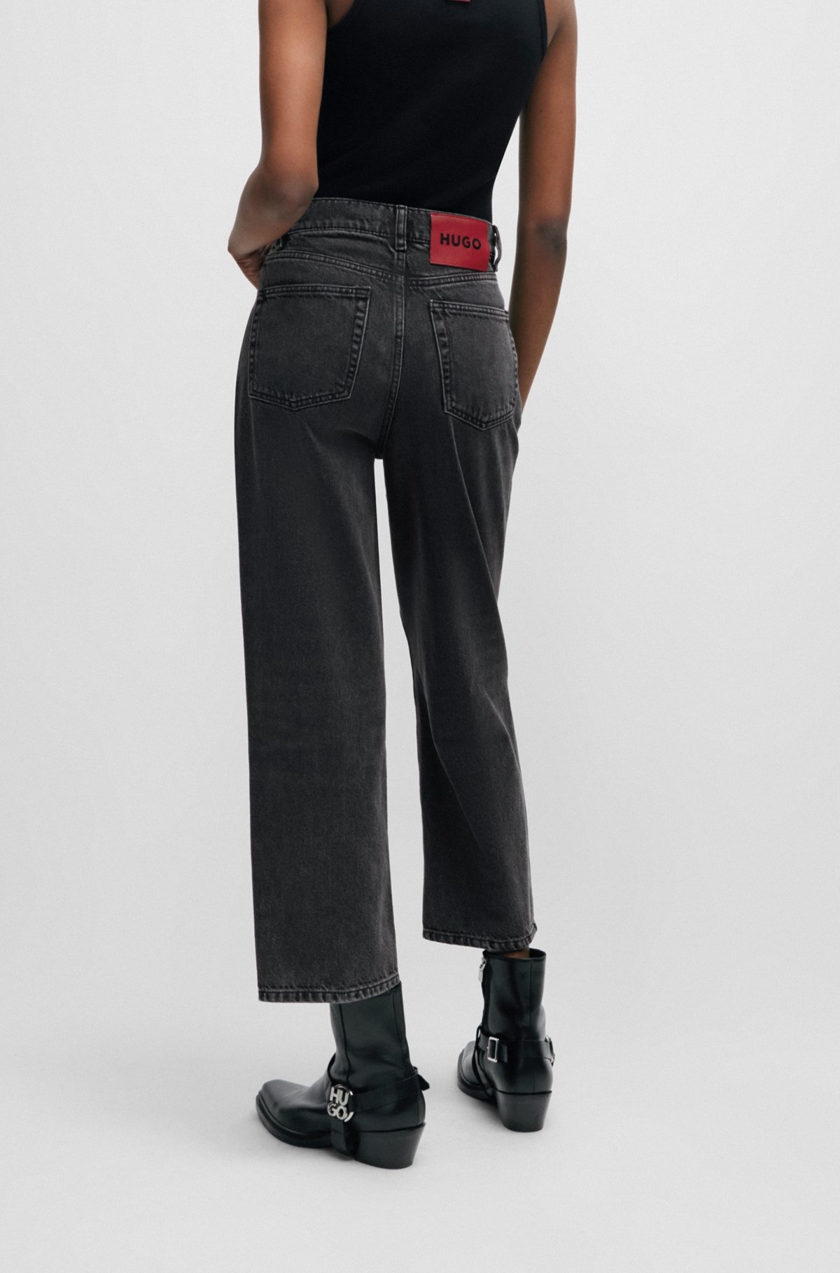 MODERN-FIT WIDE-LEG JEANS IN BLACK DENIM - 4