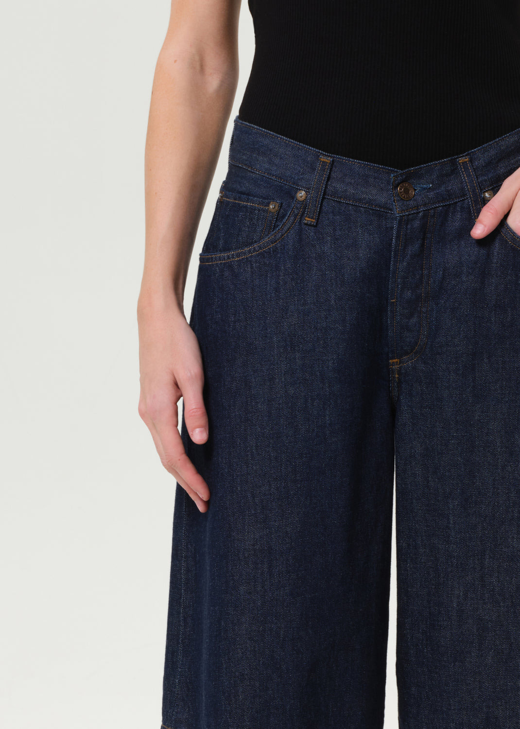 BAGGY V-SHORT IN PURE - 6