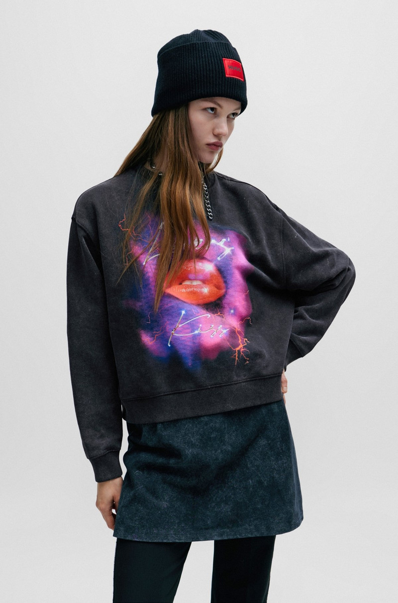OVERSIZE-FIT SWEATSHIRT IN FRENCH TERRY WITH SEASONAL ARTWORK 2
