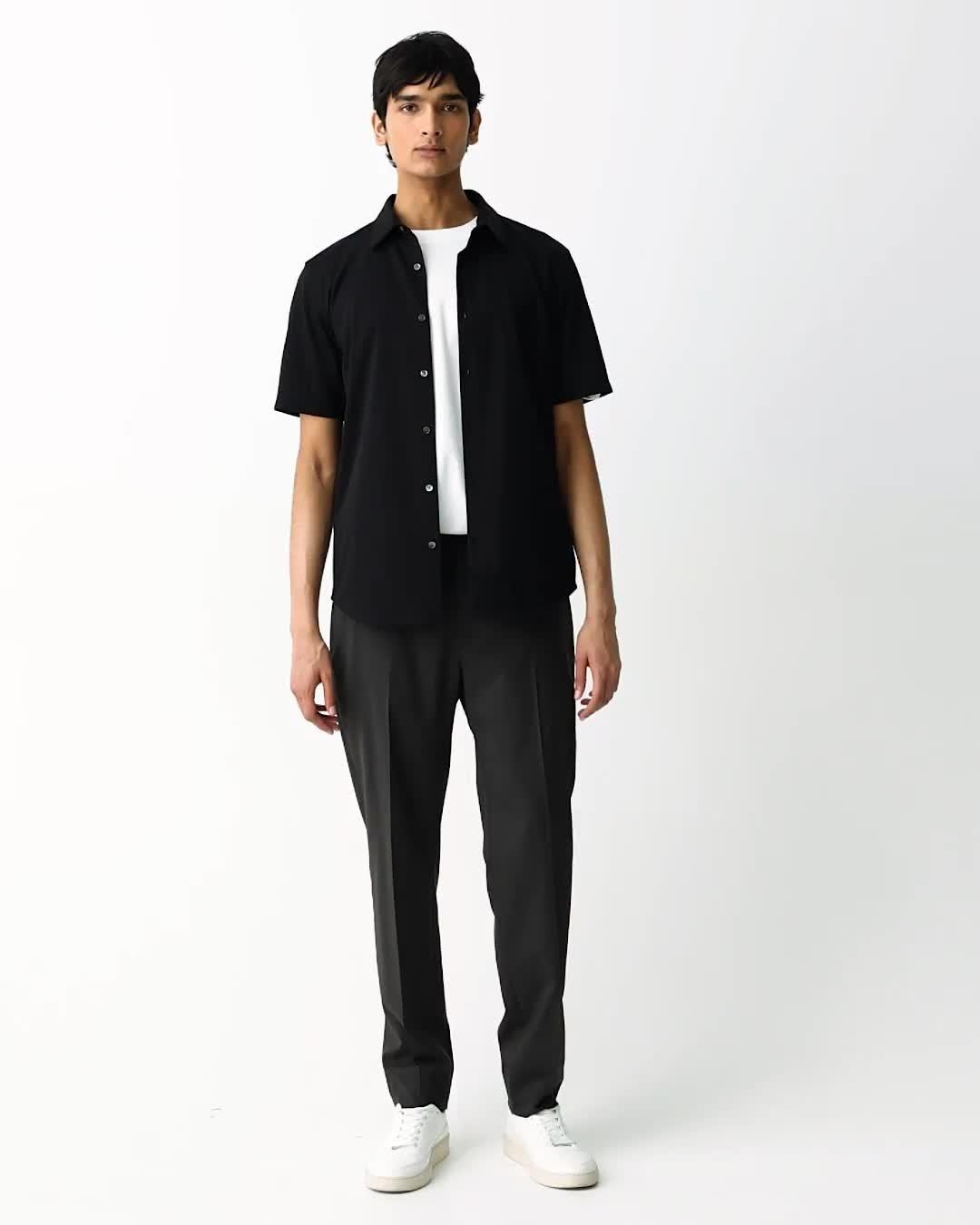 Irving Short-Sleeve Shirt in Structure Knit - 7