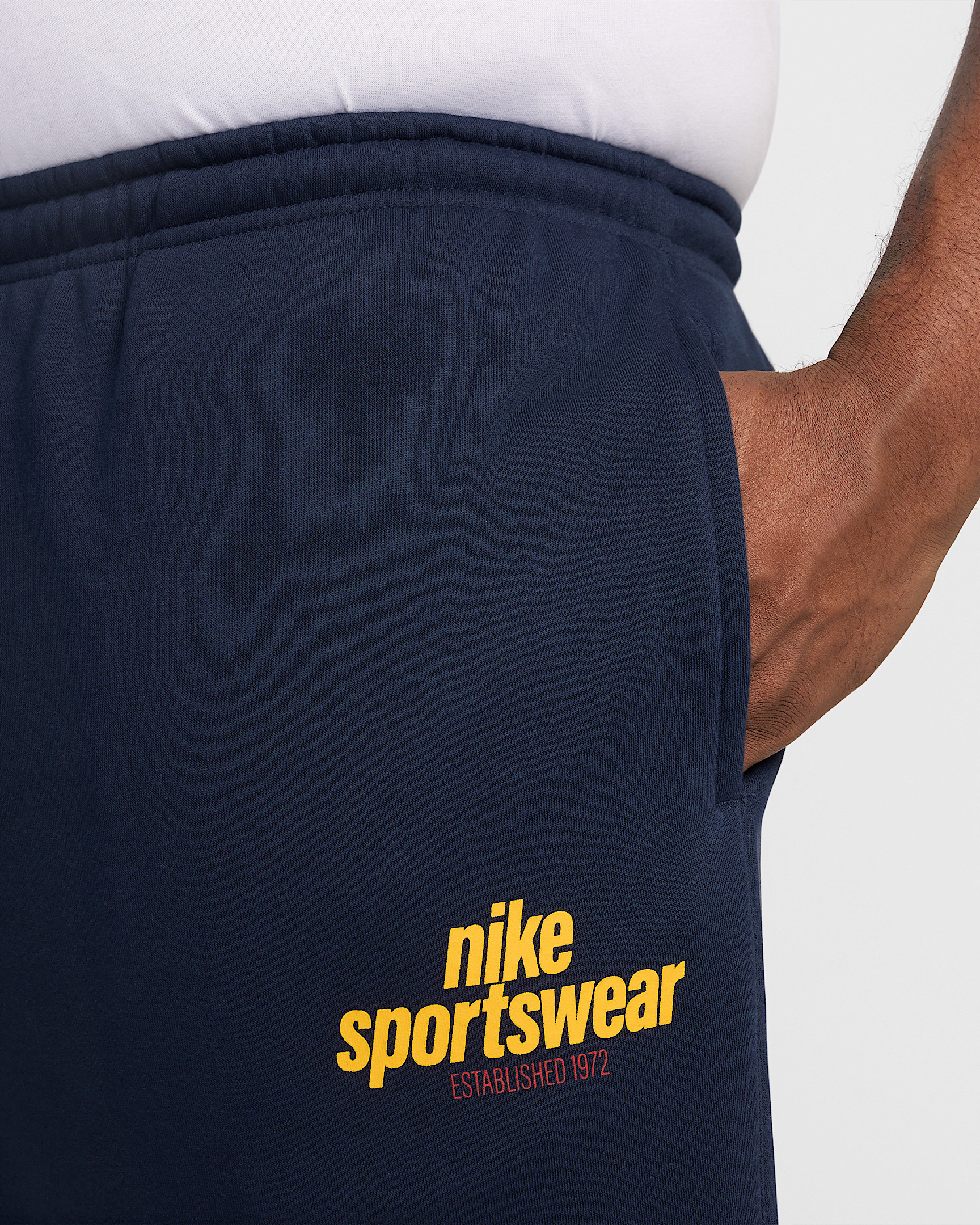Nike Club Men's Fleece Pants - 8