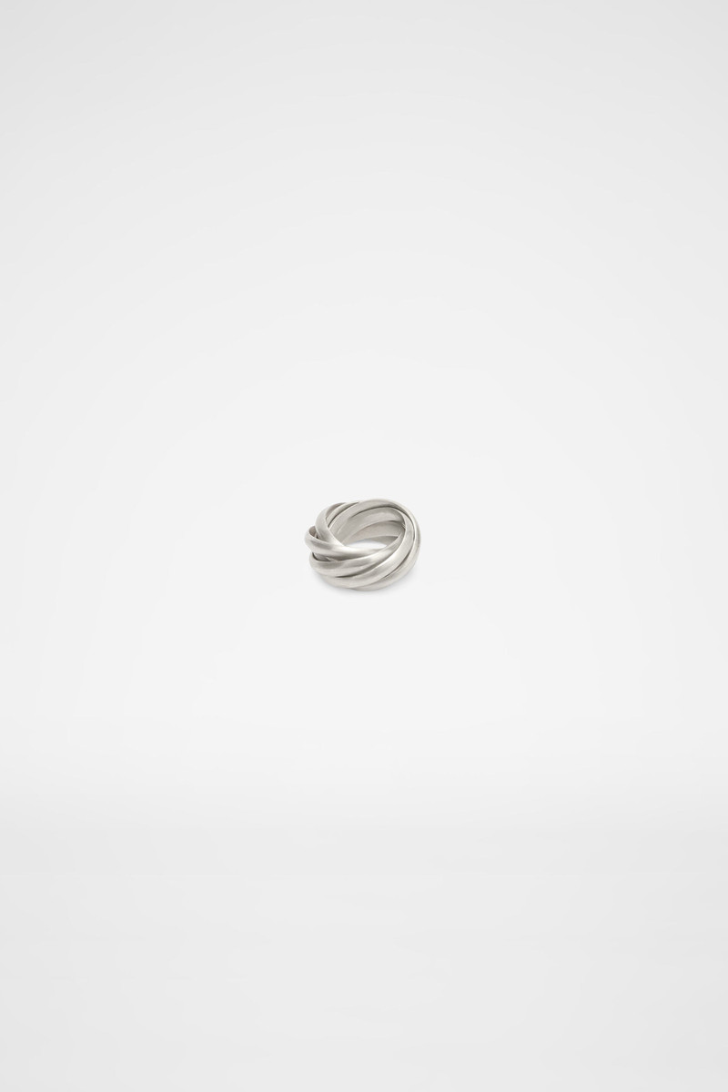 Jil Sander Pin outlook