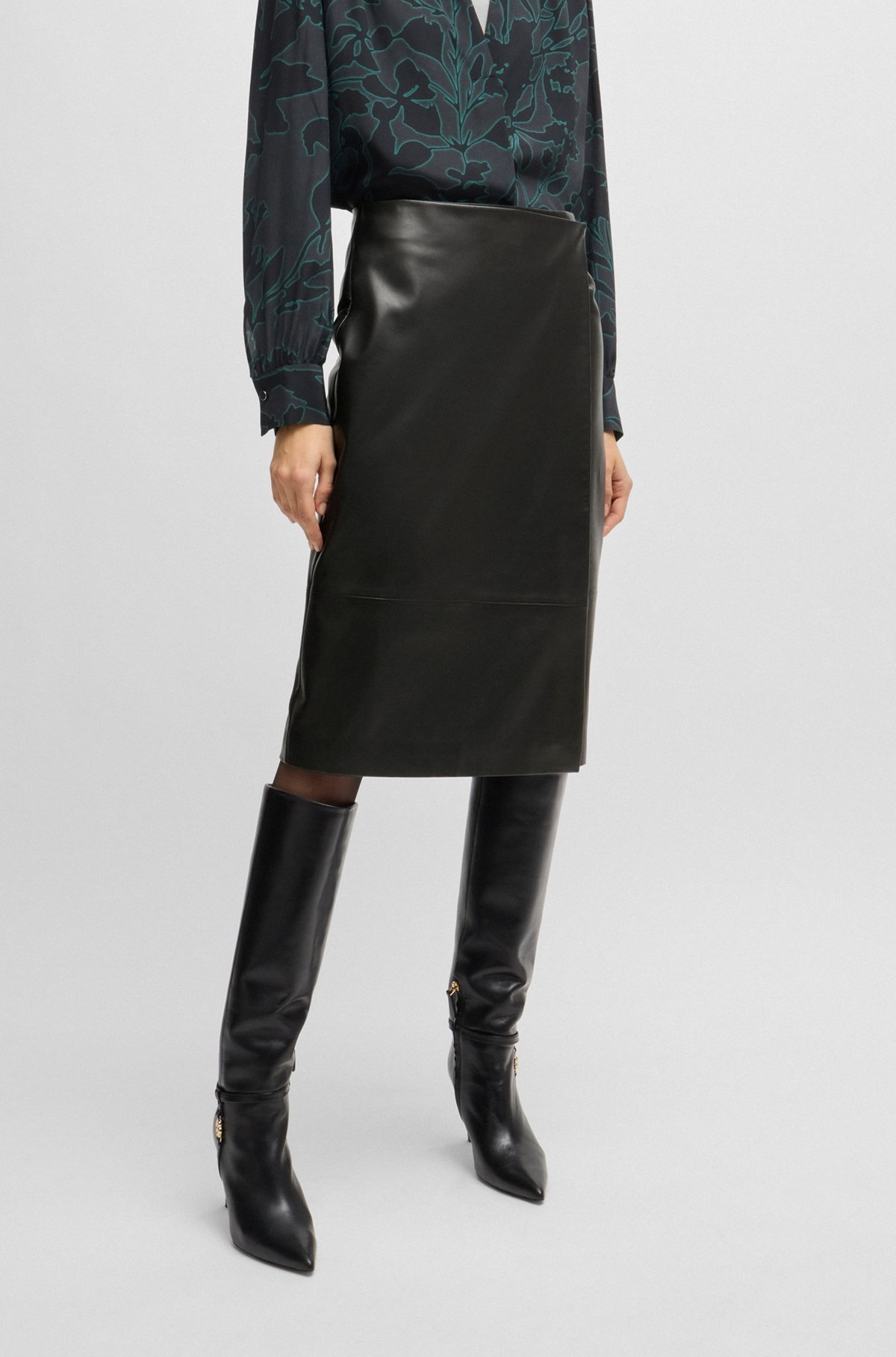 WRAP-FRONT PANEL SKIRT IN LEATHER - 2