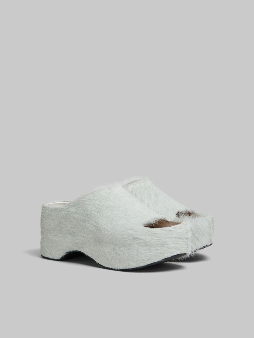 WHITE LONG-HAIR CALFSKIN CHUNKY CLOG SLIDE - 2