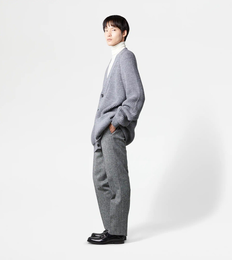 OVERSIZED CARDIGAN - GREY 4