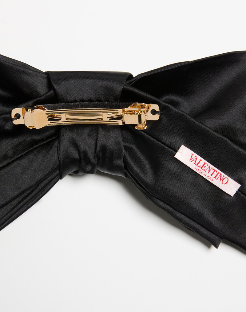 VLOGO SIGNATURE SATIN BOW HAIRCLIP 4