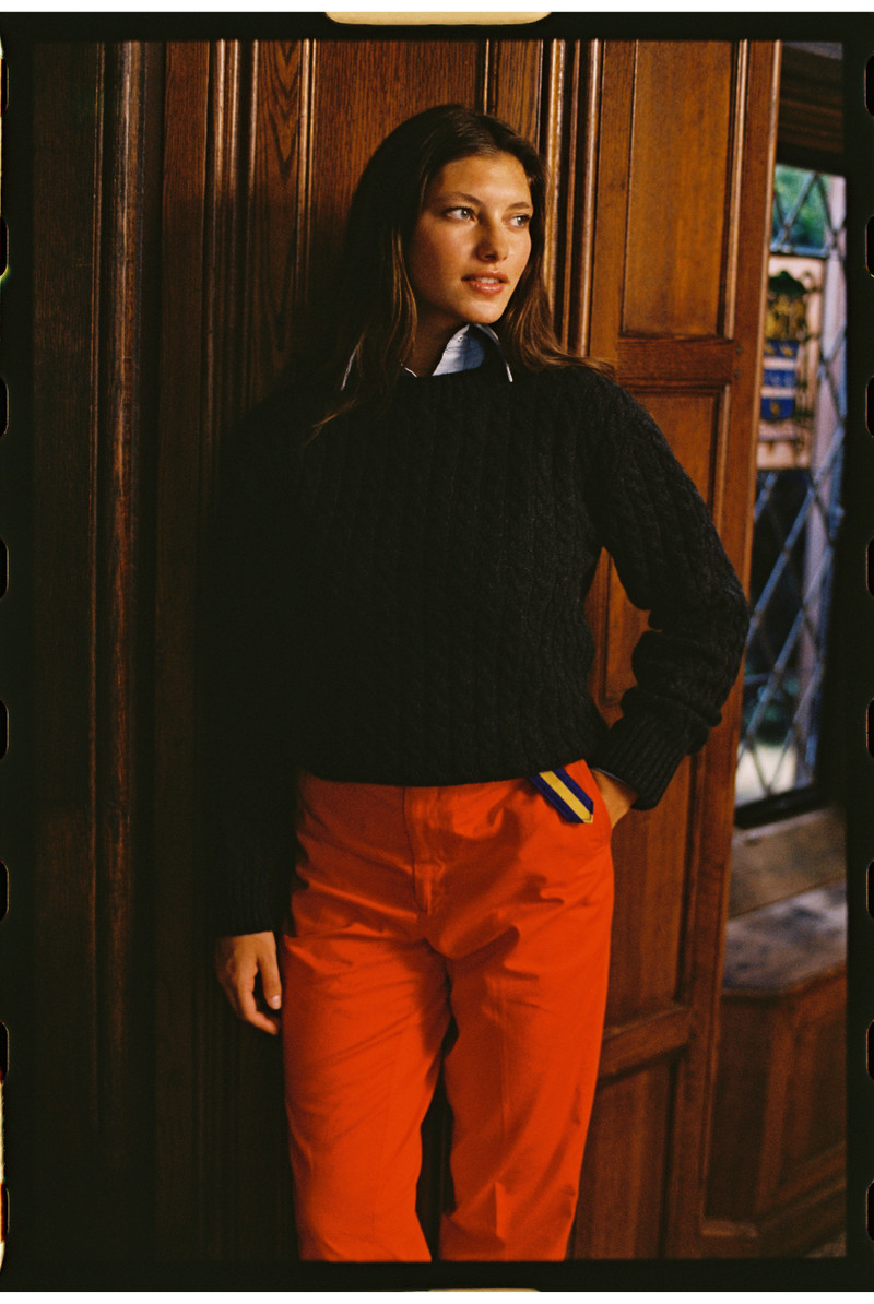 MADE-IN-SCOTLAND NAVY CABLE KNIT CASHMERE SWEATER 6