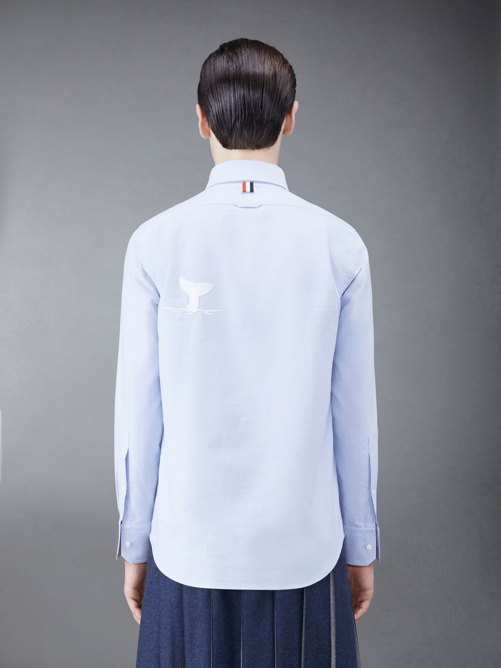Solid Oxford Embroidered Whale Straight Fit Shirt - 3