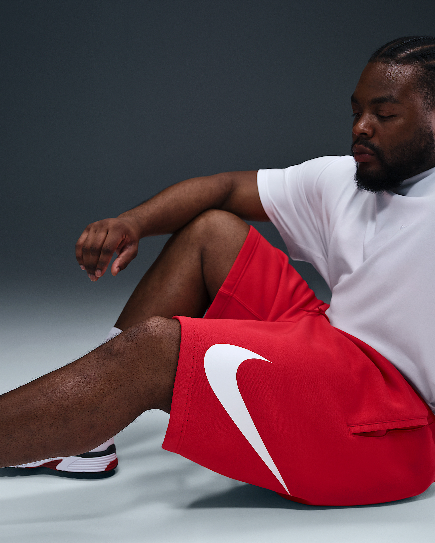 Nike Club Men's Fleece Shorts - 10