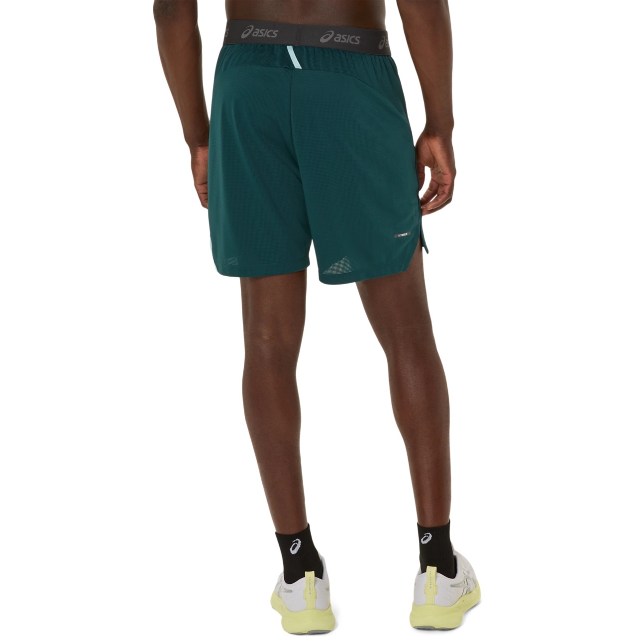ACTIBREEZE VENTED KNIT 7IN SHORT - 2