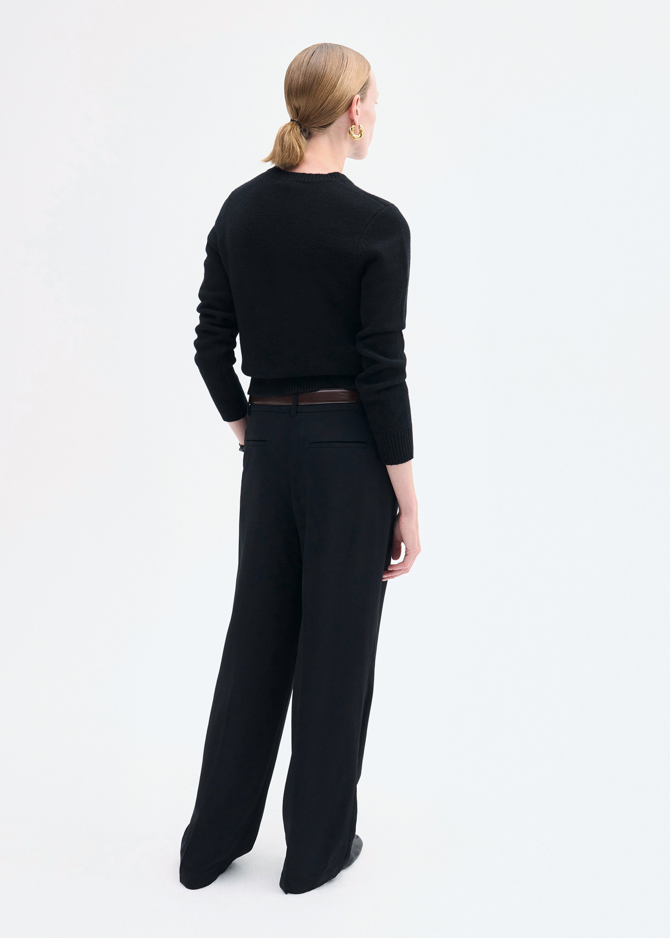 Crew Sweater in Cashmere - 5