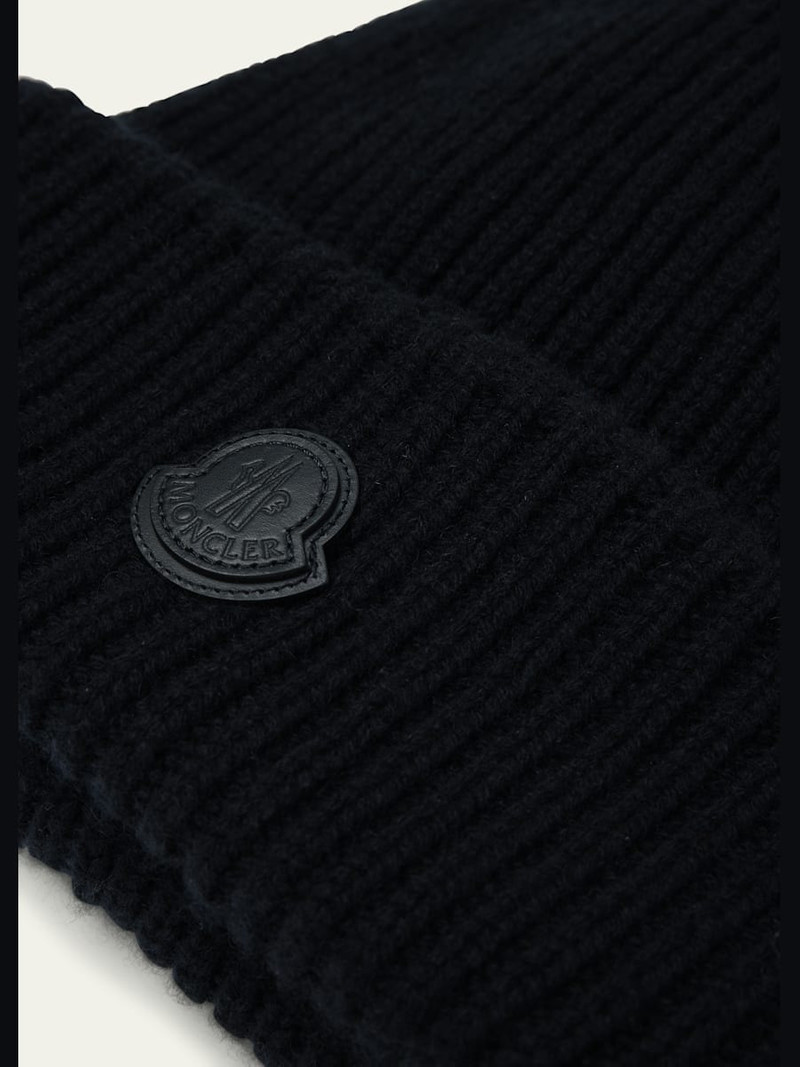 Moncler Men's Cashmere Rib Leather-Logo Beanie Hat outlook