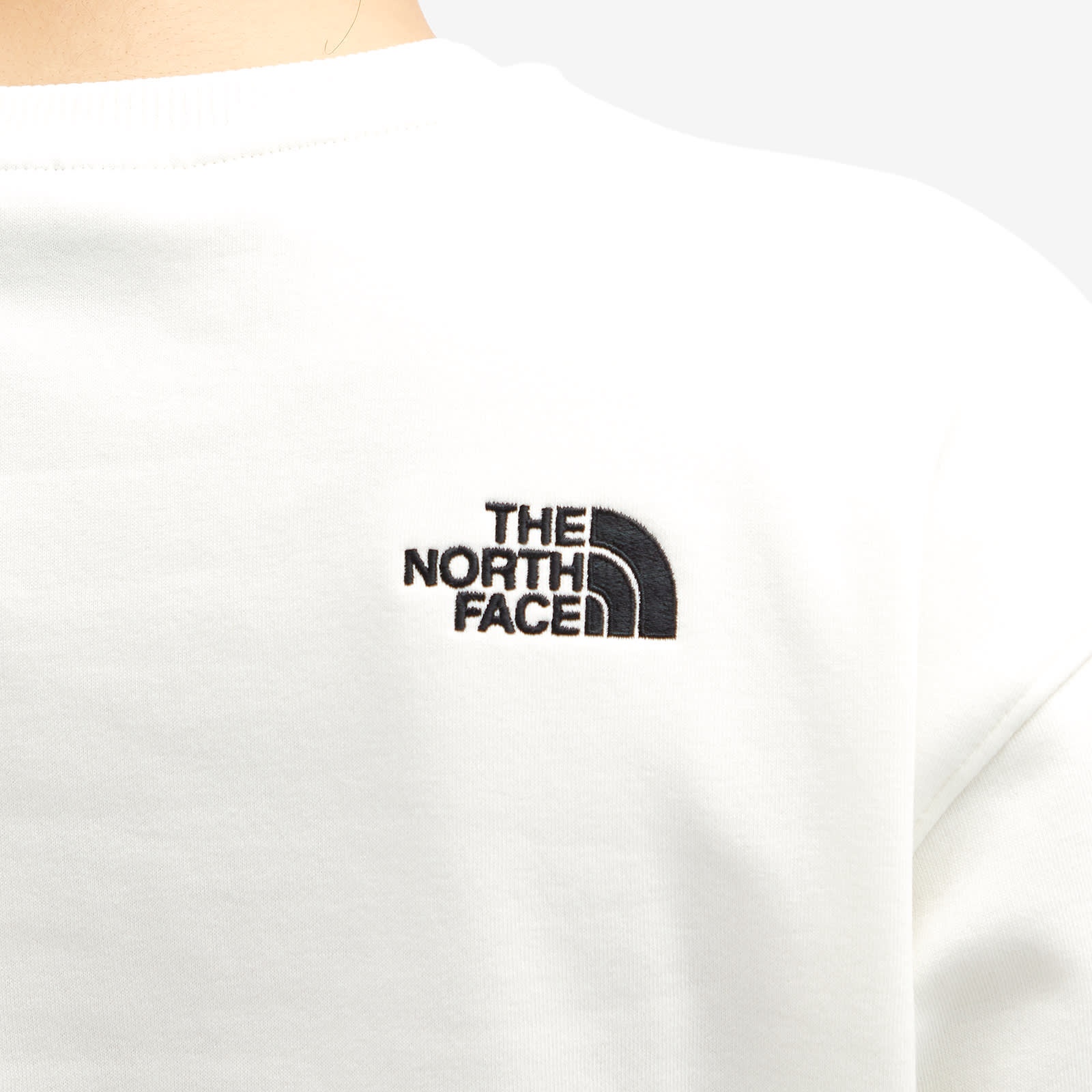 The North Face Essential Crew Sweat - 5