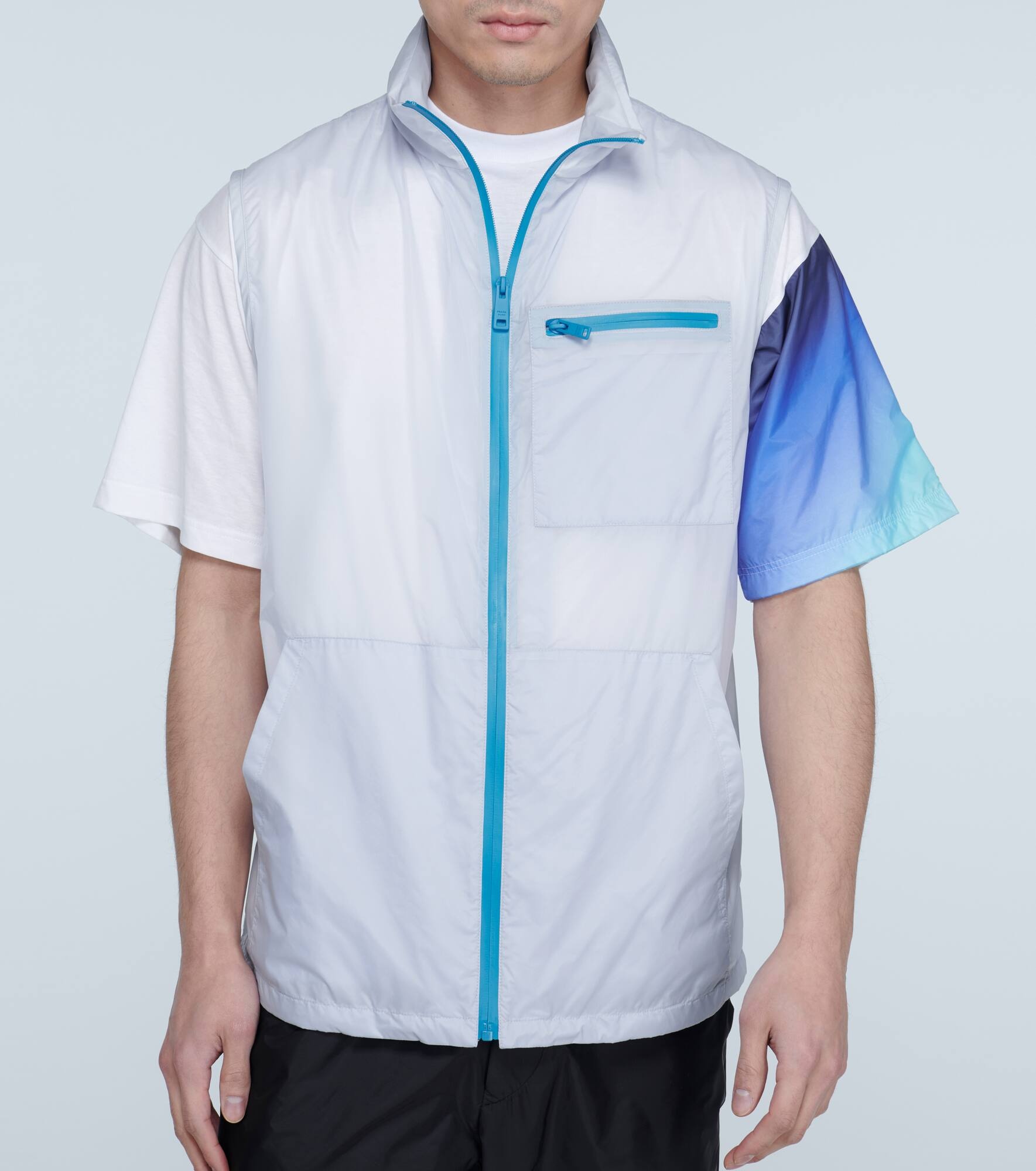 technical gilet with packaway hood - 4