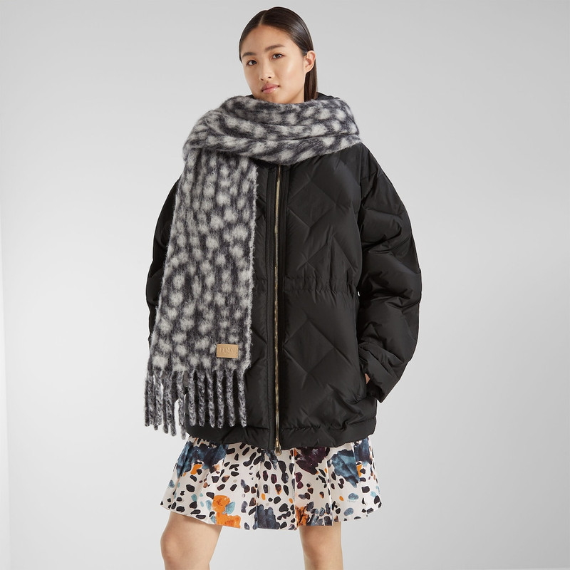 Scarf 4