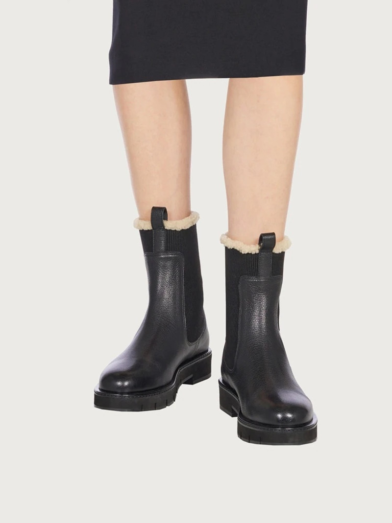 FERRAGAMO LINED CHELSEA BOOT outlook