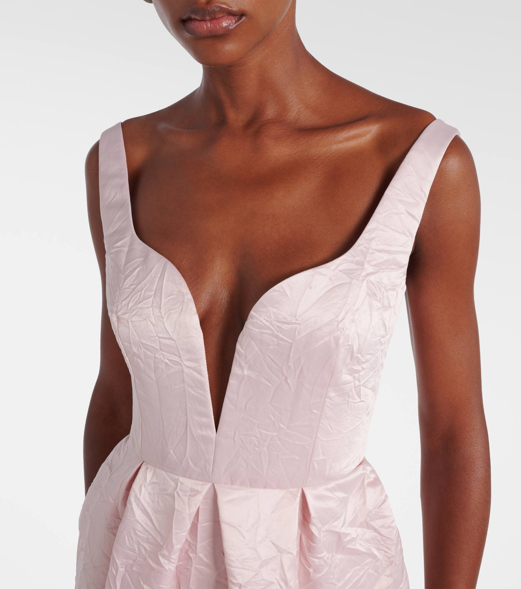 Embroidered satin gown - 4