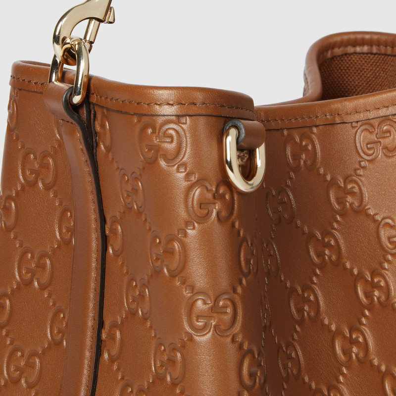 GG Emblem small bucket bag 6